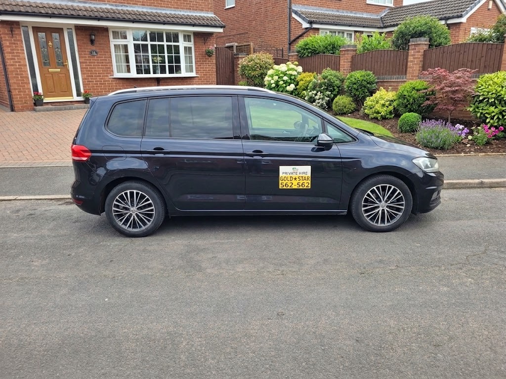 Gold Star Taxis Burton on Trent car